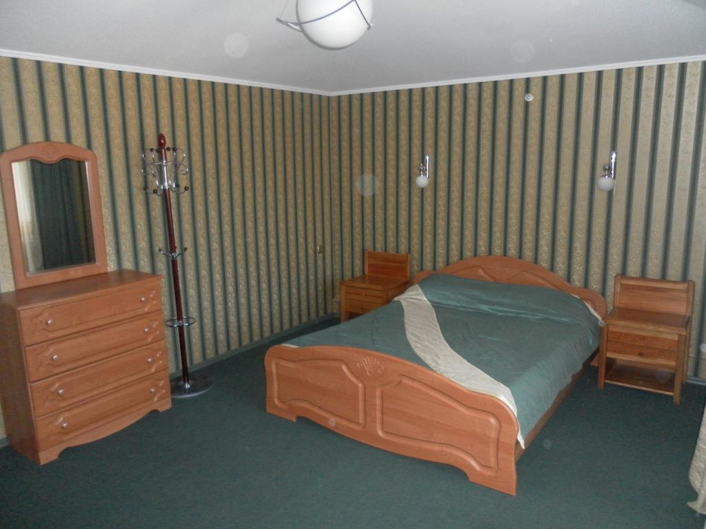Guest House Svoyaky Gomel Szoba fotó